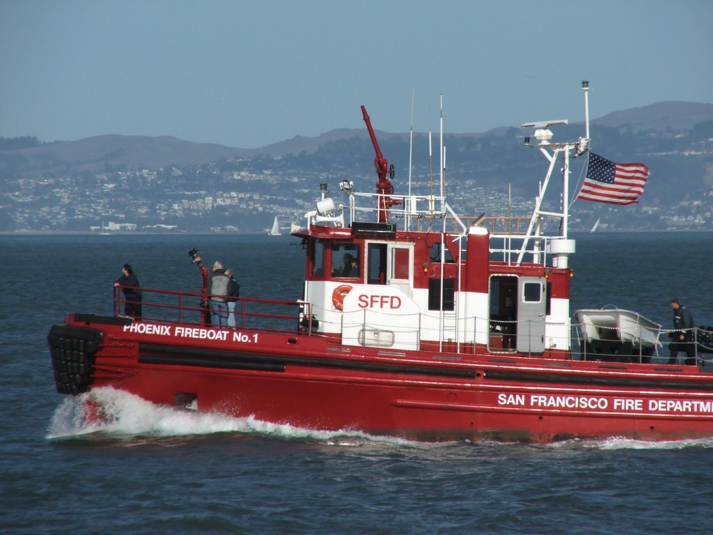 1989: A San Francisco Fireboat Plays a Pivotal Lifesaving Role in the ...